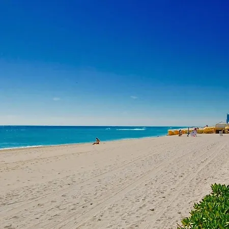 Directly On The Beach With Pool & Ocean View Miami Beach Exterior photo