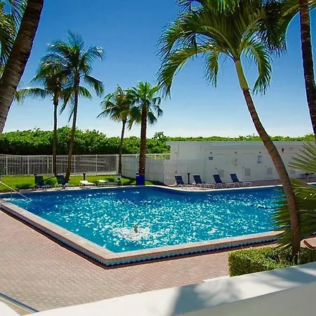 Directly On The Beach With Pool & Ocean View Miami Beach Exterior photo