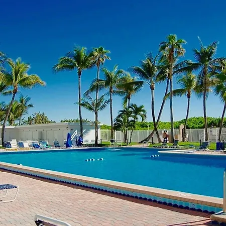 Directly On The Beach With Pool & Ocean View Miami Beach Exterior photo